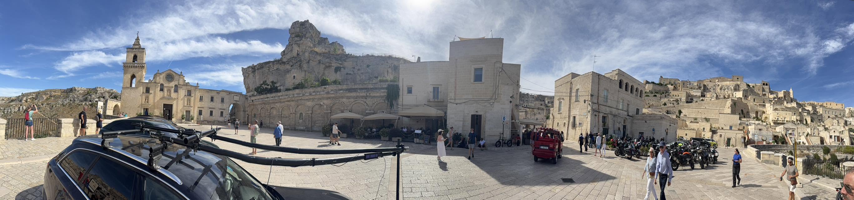 Panoramablick auf Matera und die historischen Sassi