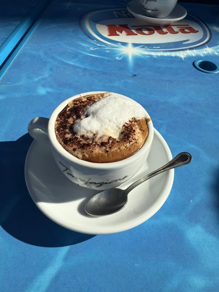 Letzter gemeinsamer Cappuccino der Moto Giro d’Italia