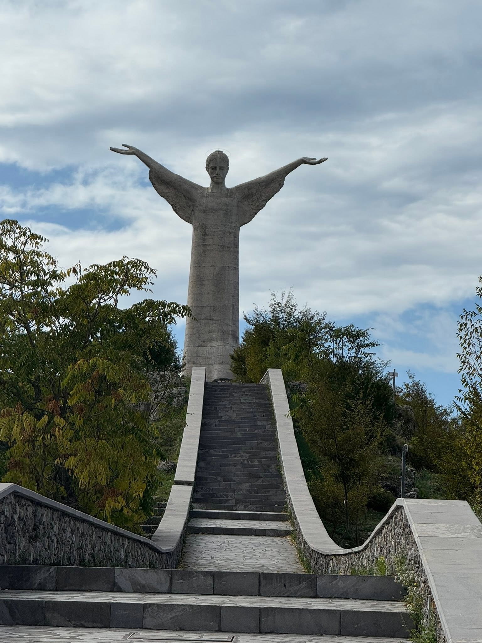 Christusstatue Cristo Redentore auf dem Monte San Biagio